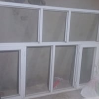 شباك • ٢١٠×١٦٠ • زجاج موجود