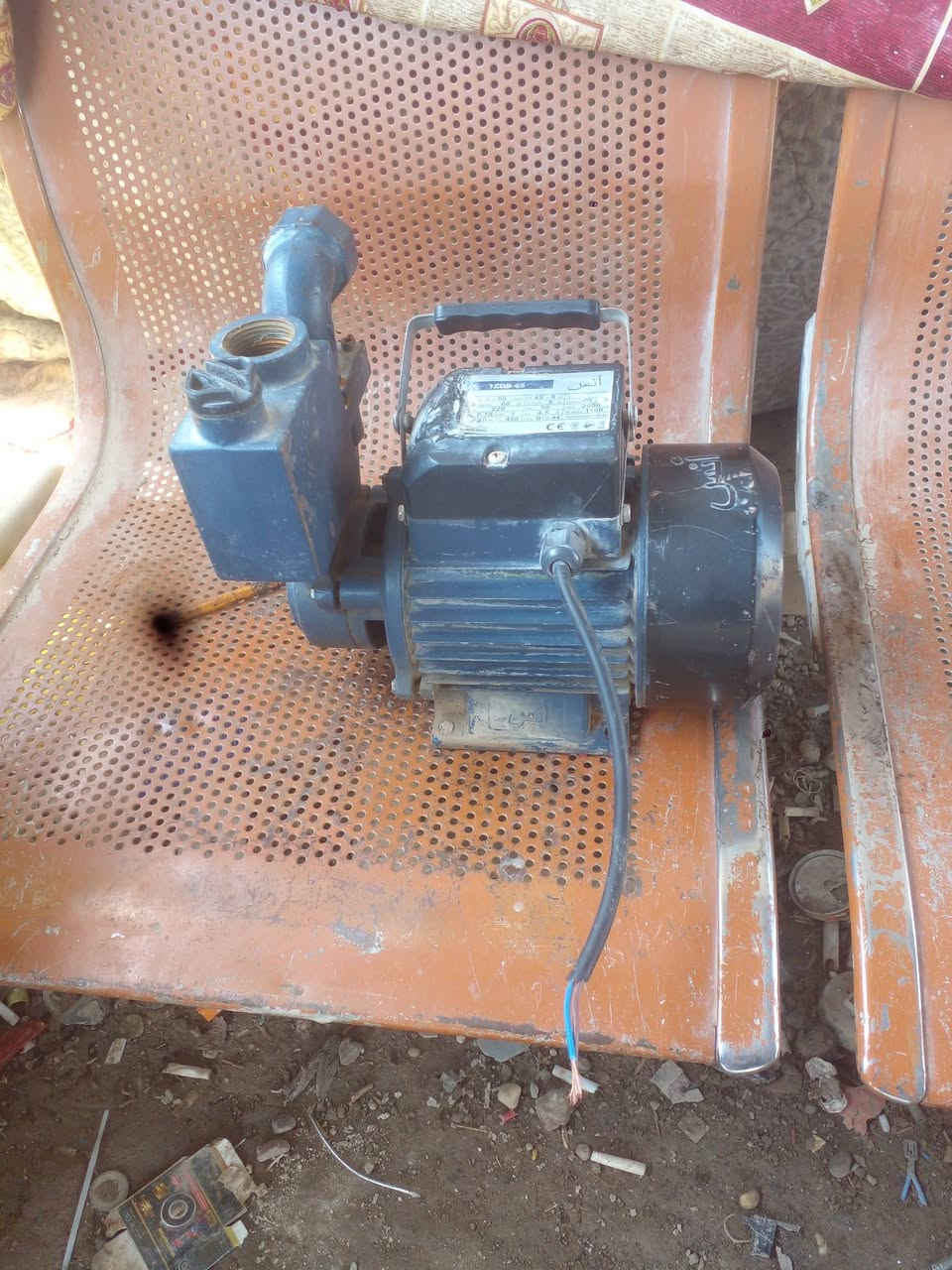 ماطو  واحد انج حجم كبير نضيف شغال ٤٠ الف
جبريه ٣
***********
