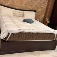 غرفة نوم ماستر • خشب لاتيه اندونيسي • عمق ٦٠سم