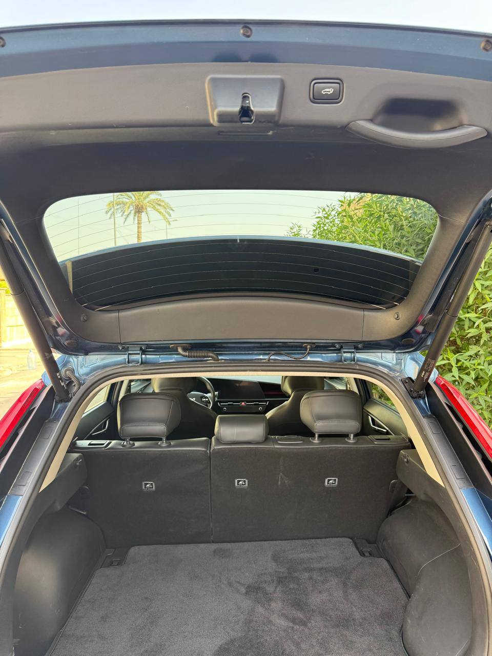 سلام عليكم سياره فول فول موصفاته مذكوره ويه الصور تحويل ثاني يوم وسياره جاهزه السعر 180 سعره كلش مناسب مكان السياره كراده *********** ملاحظه حادثه فقط دعاميه حته راديتر مابيه شي
