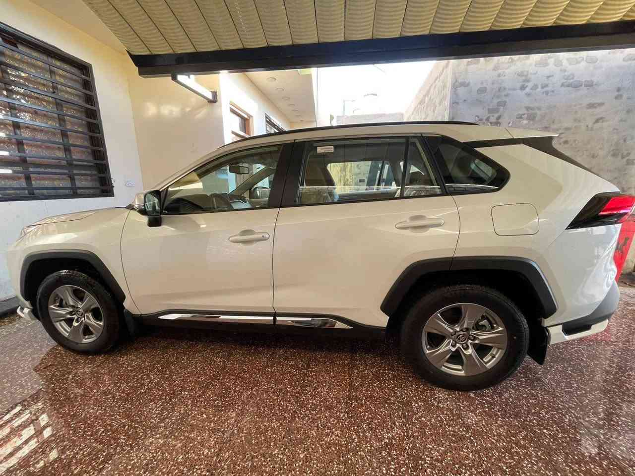 للبيع رافور ♕2025♕ وكالة ساز بانزين محجوزة للمصرف
استقطاع مباشر من الكفيل
 على المصرف الزراعي مالكها يسكن بغداد 
تنباع بوكالة لحين اكمال الاقساط 
استلام شركة ساز 
ضمان حقيقي 8 سنوات حقيقي
وصيانة وتبديل دهن مجاني
 لمدة سنتين او 40 الف كيلو
مكان السيارة بغداد الدورة او الجدرية
ماشية♕زيرو 0♕
السعر ♕225$♕ مع الوكالة 
للأستفسار الاتصال 
***********
***********
