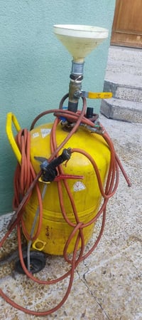 للبيع بطل زاهي شرط شغال   السعر 80 وبيها مجال 07508376382 07749215333