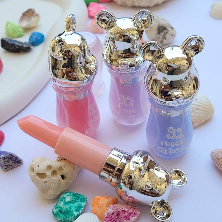 هاي ليب بالم راح يحول شفايفج لأجمل نسخة منها 💄👄
بس كافي تستخدمينه مرتين باليوم وتشوفين شلون شفايفج ترجع ناعمة وطبيعية وصحية ✨

خصوصاً بهالفصل البارد ❄️
خليه دائماً بجيبتج أو شنطتج حتى تبقى شفايفج مرطبة طول الوقت 🧸

سعر القطعة 3 الاف


**إذا كنت صاحب هذا الإعلان وتريد حذفه لأي سبب، رجاءا أرسل رسالة إلى الدعم الفني**