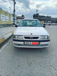 فيكترا ١٩٩٣ • حجم ٢.٠ • بدون حوادث