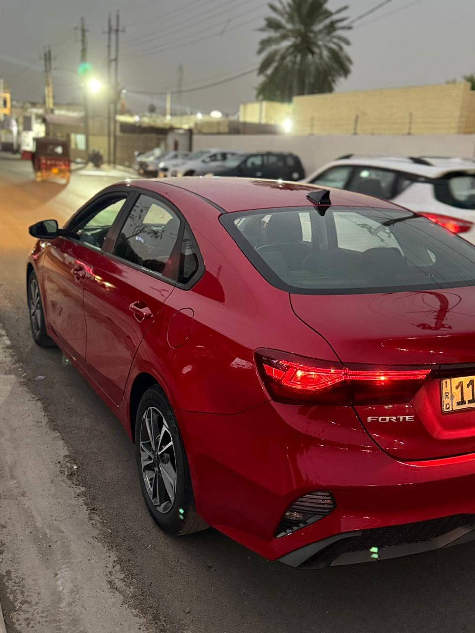 وين الي يدور كفاله عامه اليوم موجوده يمي

السلام عليكم 
للبيع فقط
كيا فورتي
موديل 2023
نص فول 
رادارات امامي جانبي
اشارة مري + رادار
الحادث واضح بالصور 
جدا بسيط
سياره كفاله عامه
من كلشي
سياره داخله كلين
عداد زيرو
محرك 2.0
مرقم بغداد تحويل مباشر
السعر اتصل وتدلل

للتواصل متوفر فقط ( اتصال + واتساب)
***********
