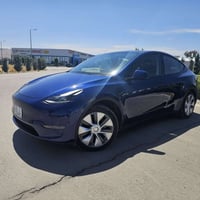 Tesla model y 2020 standard range  الصبغ بنيد فقط  بطارية ليثيوم فوسفا...