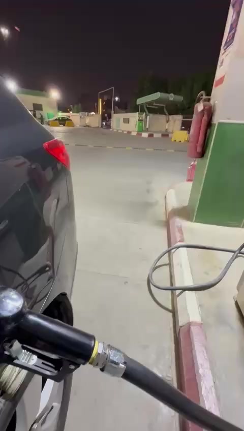 السلام عليكم …
شيفرولية ترافيرس 2012 خليجي وكالة المنصور فول للبيع

كفالة عامة بدون حادث بدون صبغ بدون تبديل ماشية 98 كيلومتر رقم سليمانية دولي 

المواصفات : كراسي جلد والاماميات تدفئة
فتحة سقف وبانورما وشاشة 
صندوق كهربائي شفط 
كاميرا خلفية + حساسات وكالة
اشاير بالمري
كراسي تحكم كهرباء
تحكم ستيرن 
مفتاح الوكالة نسختين  

السيارة بأسمي بيع فقط 
او مراوس بموديل احدث خليجي او كلين تايتل

السعر 125 وبيها مجال
مكان السيارة بغداد حي الجامعة

التواصل على الرقم فقط 
***********
