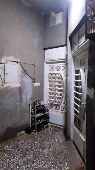 يا الله

دار للبـيـــع  رقم معامله كامله بيه توقيع وزير

الموقــع نهاوند الثالثه خلف البلديه

المساحــه 100 متر طولاني كامل كونكريت طابوك

📍 القاط جوه ستقبال مطبخ غرفه صحيات صاله ومنور

📍 القاط ثاني غرفتين وصحيات

السعر 75 وبي مجال

للتواصل والاستفسار خاص او اتصال

***********
***********
اخوكم ابو نور الدلال

المكتب مجاز حكومياً ادخل للحساب ناشر ابيوت اي بيت ايعجبك راسلني وتدلل

أعرض عقارك عندنا ودع لنا التسويق
