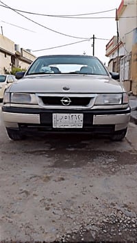 فيكترا • ١٩٩٠ • رقم وسند