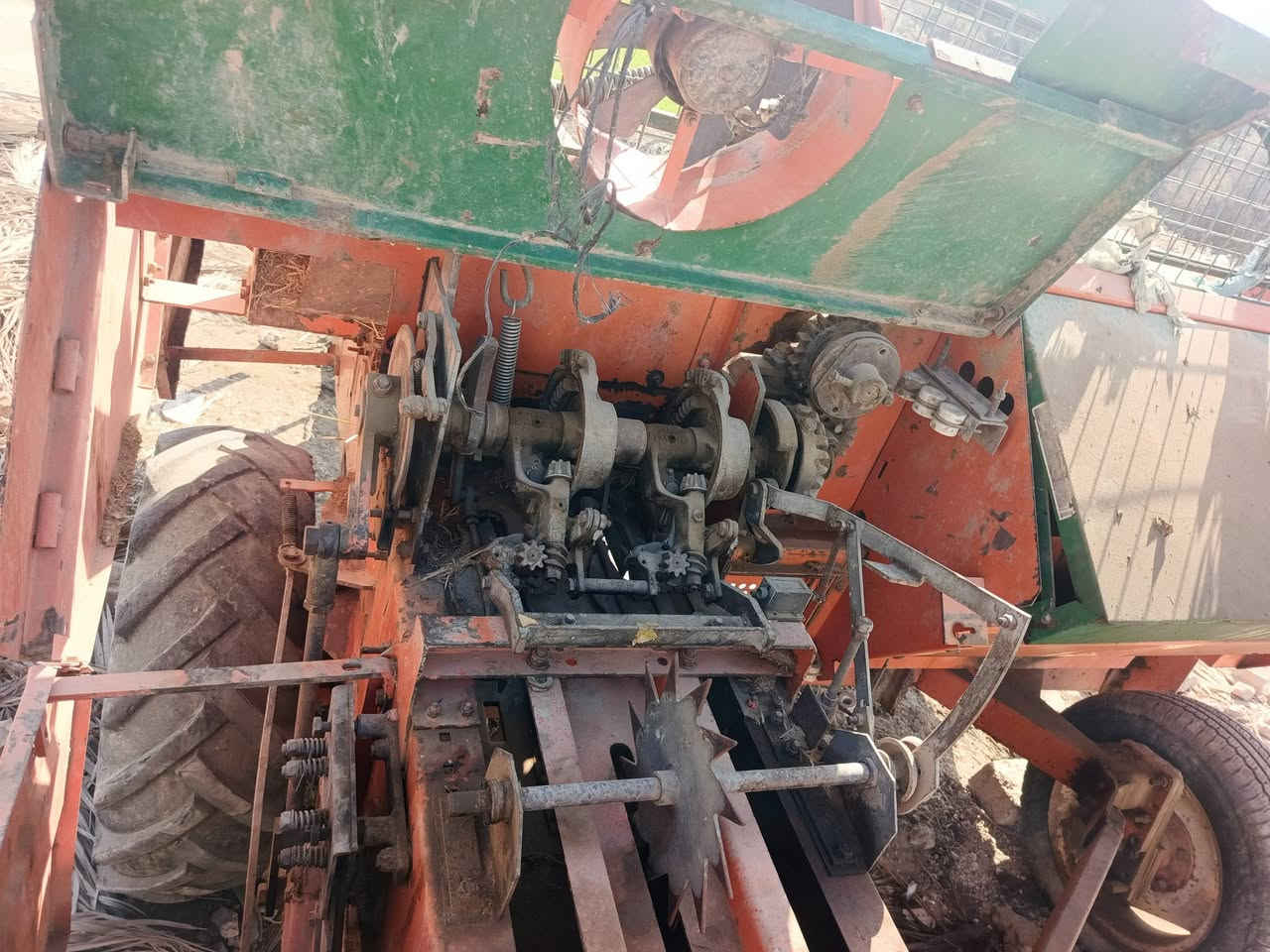 سلام عليكم كابسه كلكان تفصيخ كوم حديد مكان ناصريه قضاء قلعه سكر ***********
