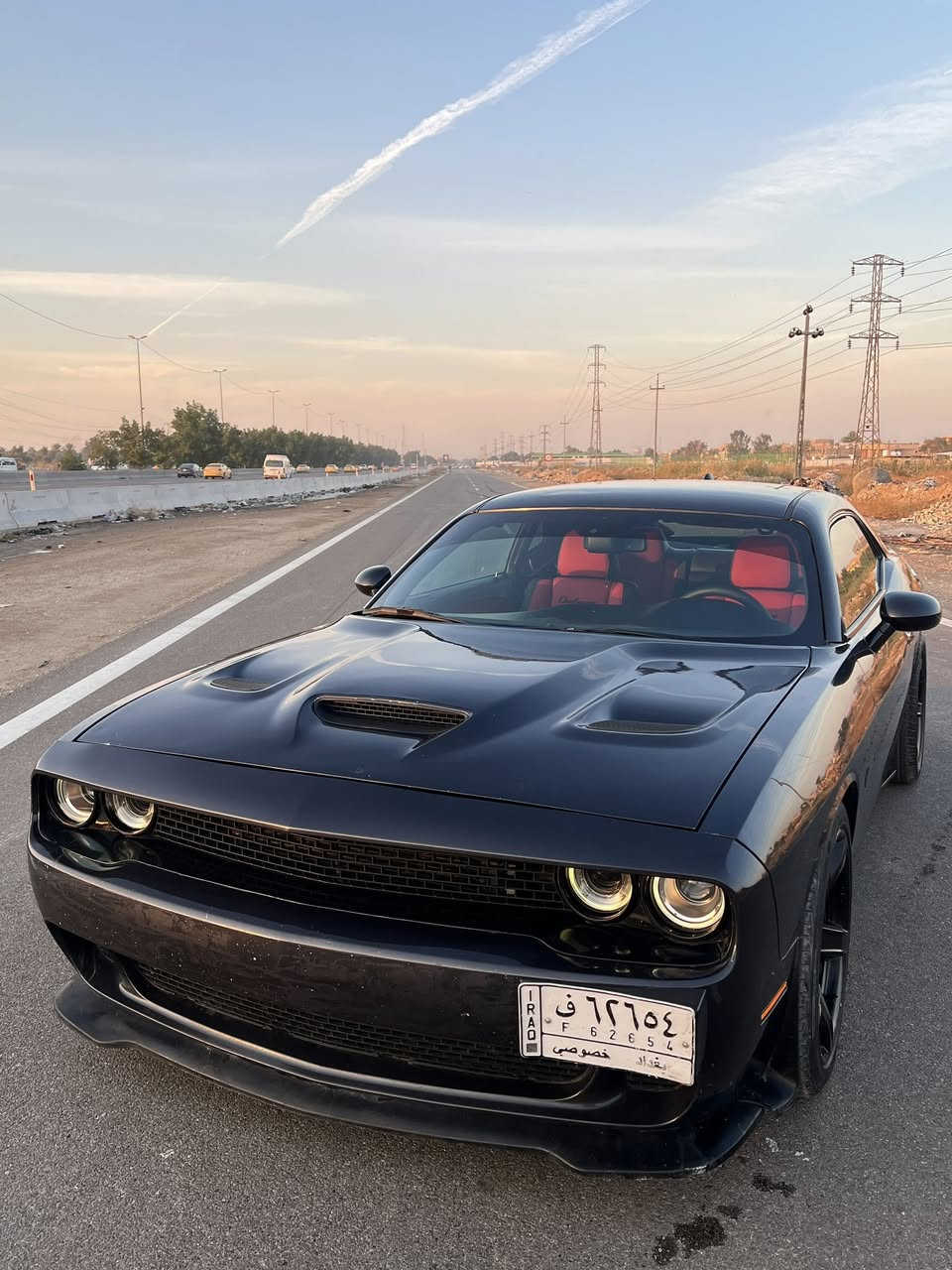 � للبيع – جالنجر SXT 🚘
• الموديل: 2019

 • الفئة: SXT

 • ماشية:180 الف كيلو

 • المواصفات: 

 -كاميرا - -كشن كهرباء -كشنات جلد -قطعتين تبريد -تحكم ستيرن جهتين -نظام سبورت -مكينة 6 سلندر 3600

 • الملاحظات تبديل جاملغ  + البنيد .) 

.

📞: ‭0773 930 5796‬
