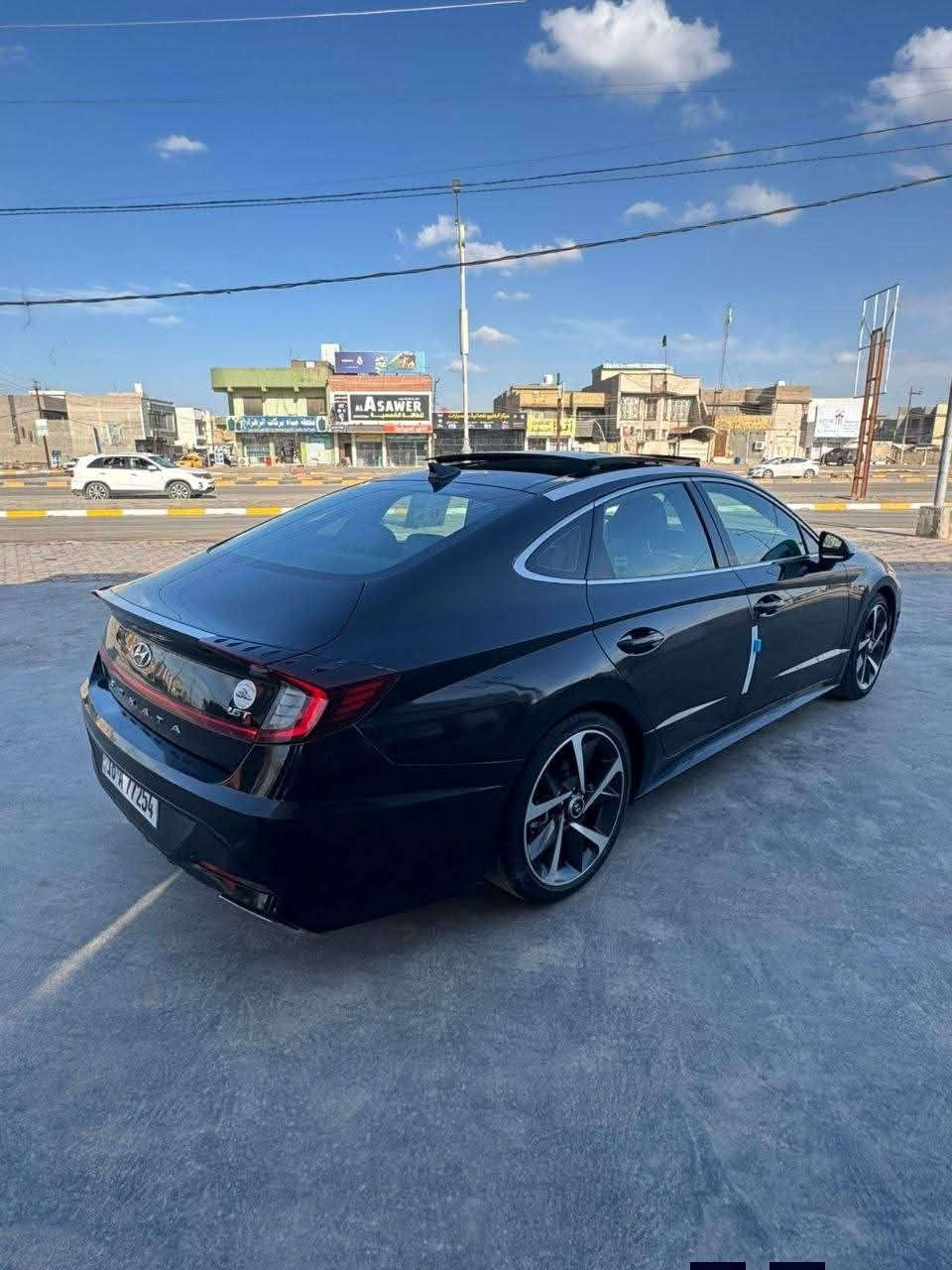 السلام عليكم
سوناتا 2023 وارد امريكي مرقم قادسيه معوقين وگاله عامه من المالك مباشره سياره مكفوله كفاله عامه عدا باب بي صبغ  بجم كبس ايرباك كبس سياره جديده فول مواصفات أن لاين NLINE فول للأخير بنوراما بصمه تشغيل بصمه ابواب كشن كهرباء وجلد وضعيات قياده شاشه ديجتل هندبريك بصمه تشغيل عن بعد تحديد مسار مانع تصادم مانع انزلاق ثلاث وضعيات قياده لايت اربع عدسات بك لايت لد متصل  تحكم استيرن جهتين ويل كب كروم كير طياره فووول سياره للاخير تخم تاير باتري حداديه كله جديد وجاهز بدون اي نقص ماذب عليه ربع 
 ماشيه 49 الف كيلو متر مكينه كير مكفولات ع الفحص 
السعر 168 وبيه مجال مكاني ديوانيه 
***********
