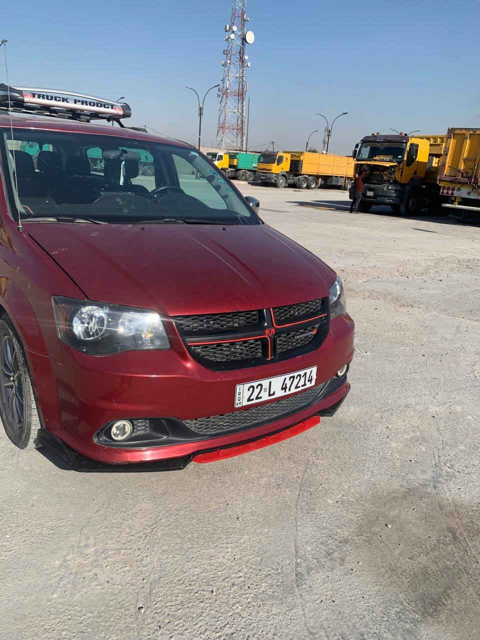 سلام عليكم فول عدا الأبواب عادي مو كهربائي
تبريد 3قطع 
فرس وسطي +شاشات سقف 
شاشه أماميه  
ظرر الجالغ الأمامي صفحه اليمنه 
السياره ماشيه 82
كير مكينه كفاله 
ستعمال شخص رقم اربيل  سياره موديل 2016بسمي تريد تحويل تريد وكاله  سياره خير من الله صدر نص عمر منضومه زنون تبريد ثلج تدفى شغاله وسعر سياره بلاش 150 وبيهه مجال الطيبين ومكاني بغداد ولشراي يخابر ***********
