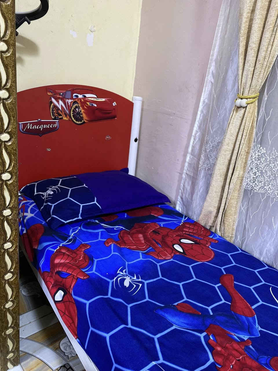 سرير طفل للبيع جديد
وياه دوشك ضغط بالجيس


**إذا كنت صاحب هذا الإعلان وتريد حذفه لأي سبب، رجاءا أرسل رسالة إلى الدعم الفني**