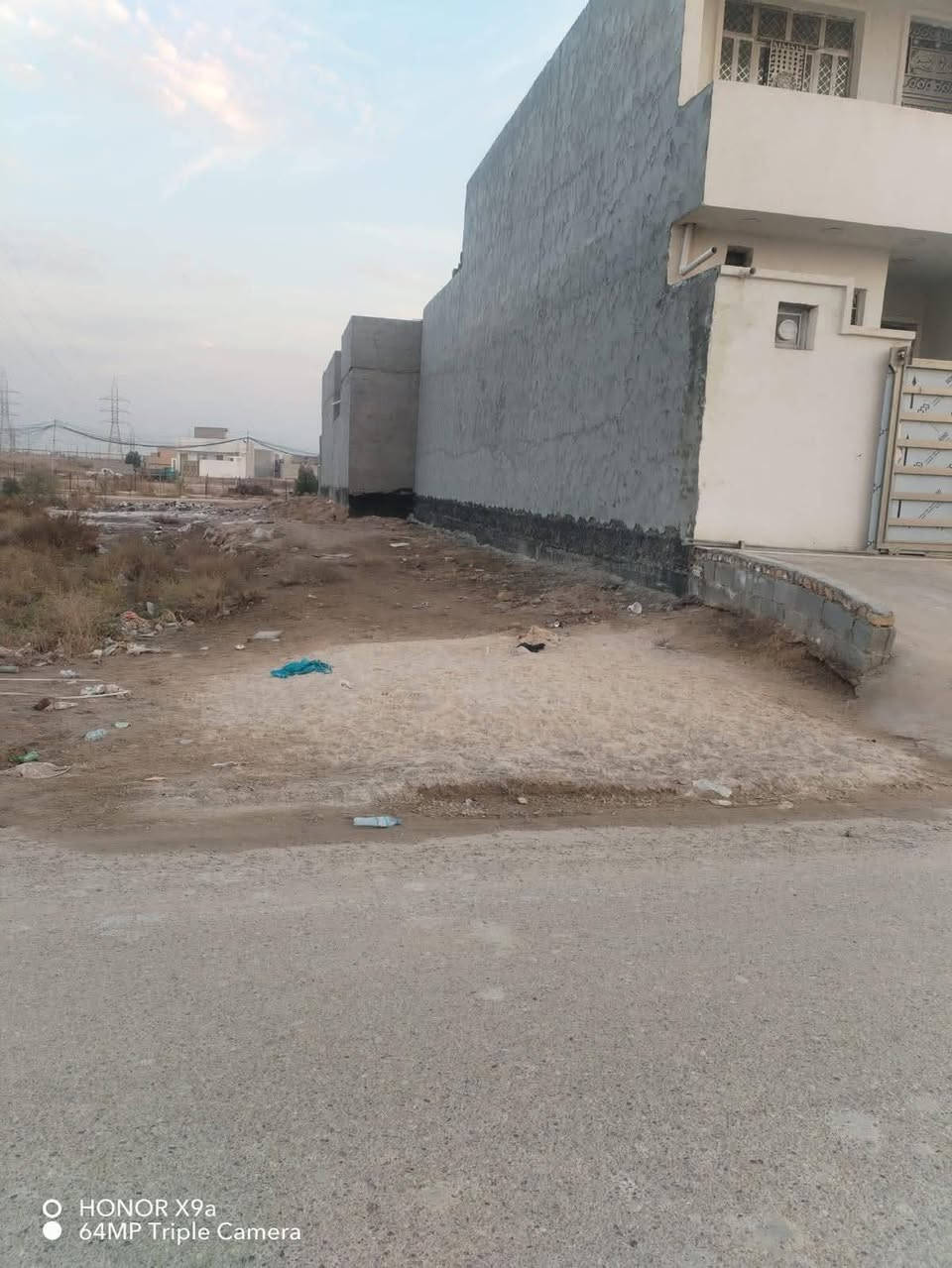 قطعة أرض للبيع📍
٢٠٠ متر طابو زراعي قريبة على الشارع العام  القطعة ركن و ماء وكهرباء 
تبعد مسافة عن محطة كهرباء السكنية 
اسم المنطقة جويلة 
السعر ٣٠مليون قابل للتفاوض 
***********
بي واتساب همين .
