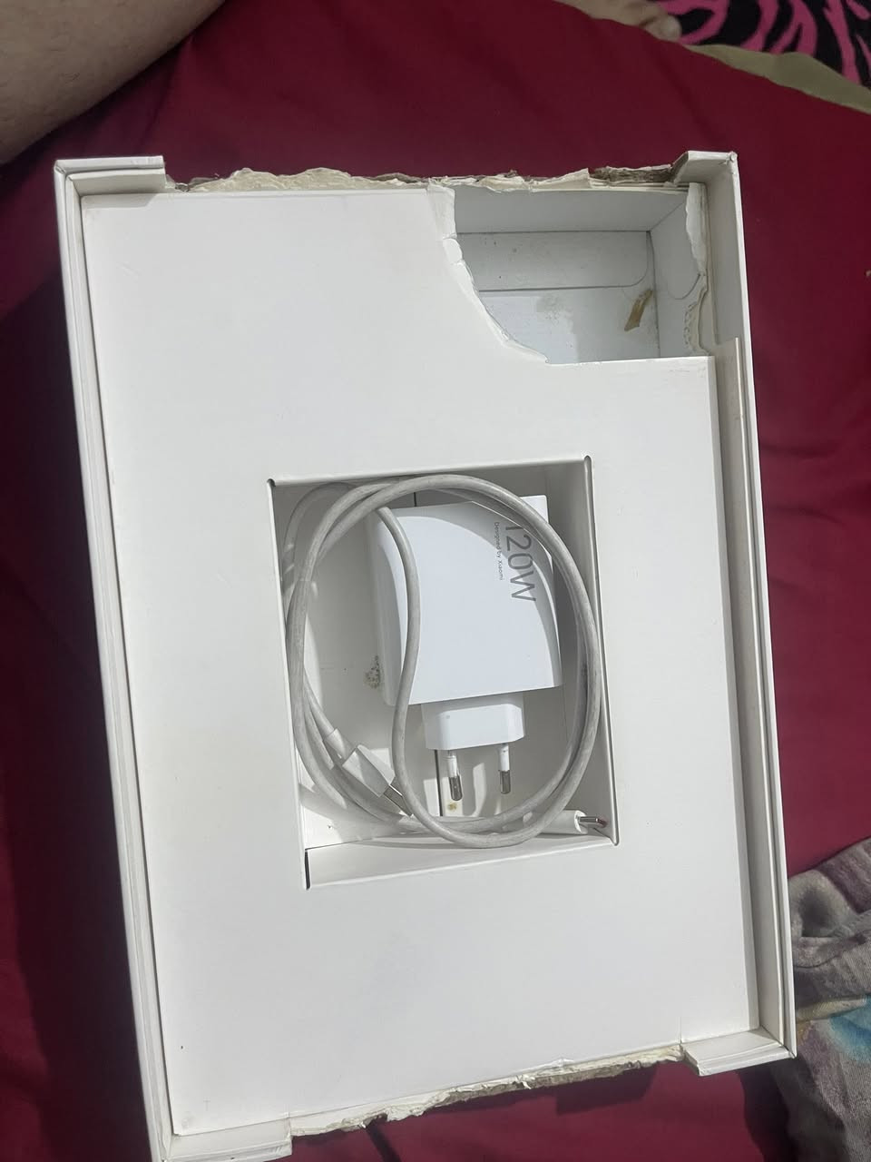 ايباد ميباد ٦ اس برو  نضيف فول سعره جديد ٧٢٥ وتكدرون سئلون   كامل مكمل نضيف ميه بل ميه سعر ٥٣٥ اتصال ***********
