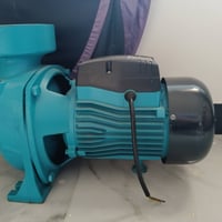 هذا ماطور سحب أربعة انج ودفع أربعة انج أربعة حصان نوع شمج  جديد بالكرت...