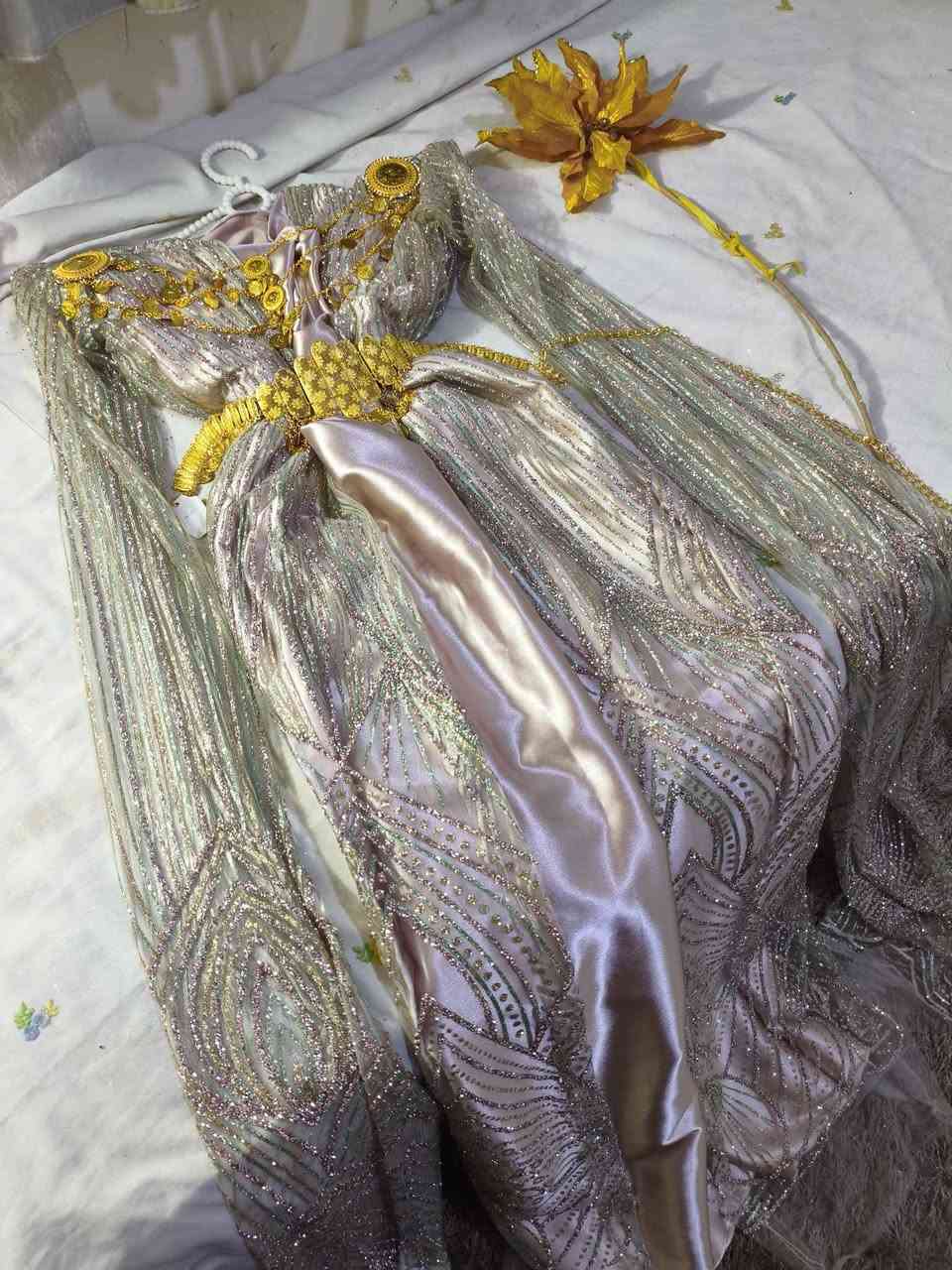 متوفر الآن ✨ ستايل كردي راقي
خامة فخمة ✨ قياسات مضبوطة
اختاري أناقتك اليوم 🤍 موصل, نينوى


**إذا كنت صاحب هذا الإعلان وتريد حذفه لأي سبب، رجاءا أرسل رسالة إلى الدعم الفني**