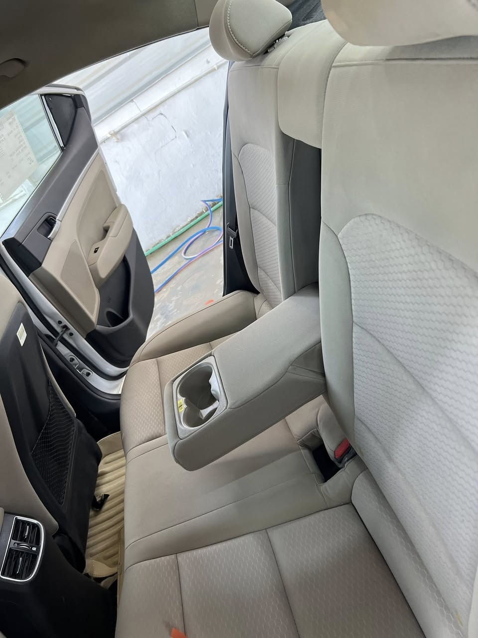 السلام عليكم....

للبيع هونداي النترا خليجي 2020مكفوله من الضربة والصبغ والحادث السيارة جديدة فول مواصفات فتحه سقف وبصمه دخول وتشغيل وصندوك ذكي وباقي المواصفات المعروفة ماشية ٦٣الف العنوان واسط الصويره ***********رقم أربيل تريد تحويل تريد وكاله الرقم الجديد
