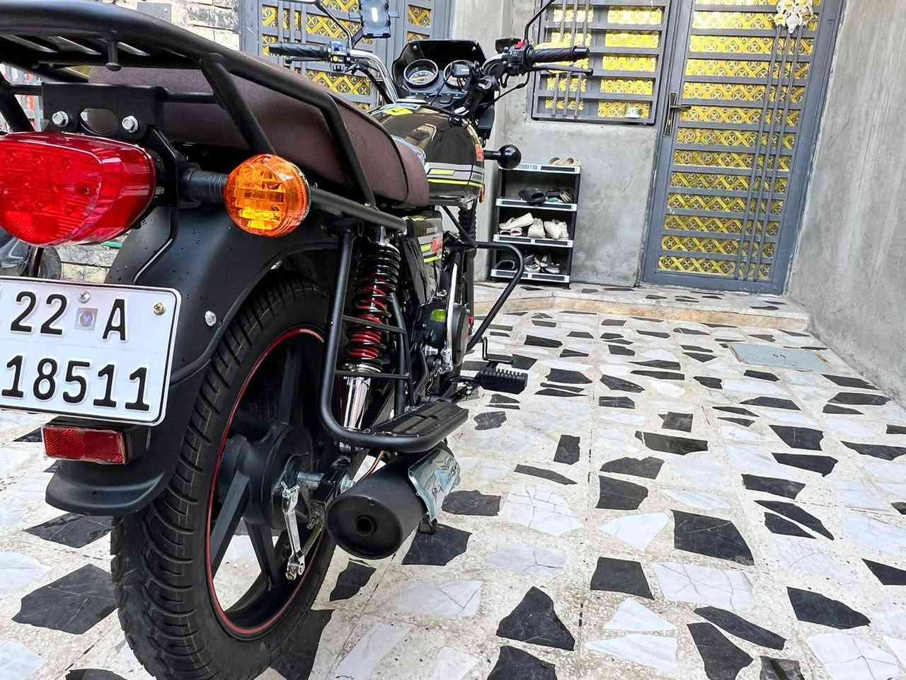 سلام عليكم
ديوان موديل 2026 زيرو دراجه صار اقل من شهر من نازلة من رمبة مرقمة رقم اربيل انكليزي نضافة جدا عالية بعدهي باسم الشركة ما محولها للبيع سعرها مليونين و400 وبيها مجال للشراي عنوان بغداد مدينة الصدر


**إذا كنت صاحب هذا الإعلان وتريد حذفه لأي سبب، رجاءا أرسل رسالة إلى الدعم الفني**