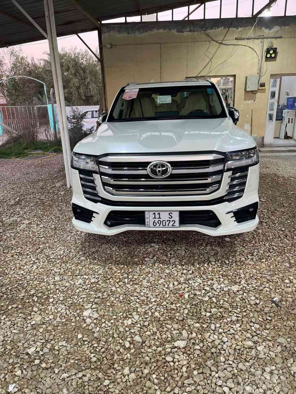 السلام عليكم لاندكرور ساز 2024 لمتد 5كامرات مكفوله كفاله عامه ماشيه 43 الف رقم بغداد باسمي تحويل مباشر الديوانية الحمزة الشرقي السعر 725$ 
***********
