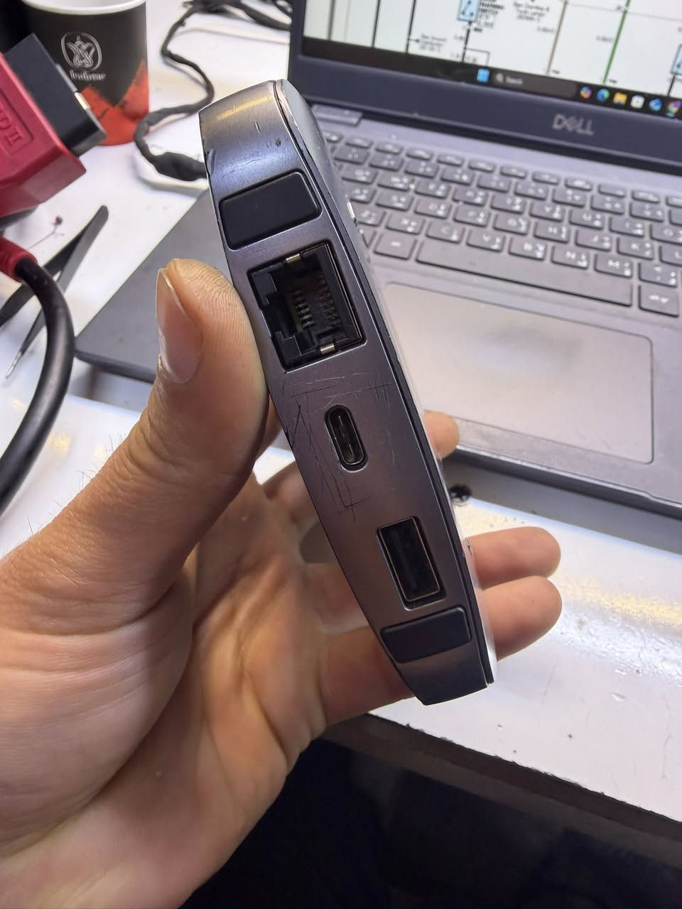 راوتر محمول نتكير m2 وياه كيبل وبطارية وشاحنة شاشة لمس  السعر40 الف
***********
