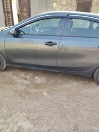 فورتي موديل 24 للبيع ماشيه 22الف ميل السياره معوقين انبار السعر 135 وب...