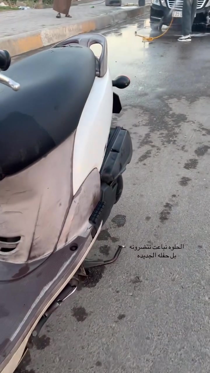 السلام عليكم دراجه فله للبيع دراجه كفاله عامه كفر ومكينه الله شاهد الدراجه فول الداجه سعره ٩٥٠ وبيه مجال عنواني الشعب ***********
