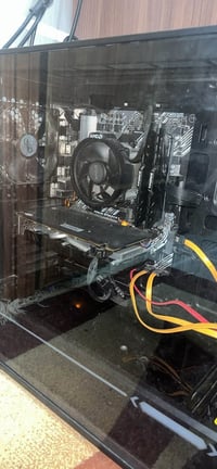 كرت شاشة RX580 • معالج R5500 • رام 16GB 3200