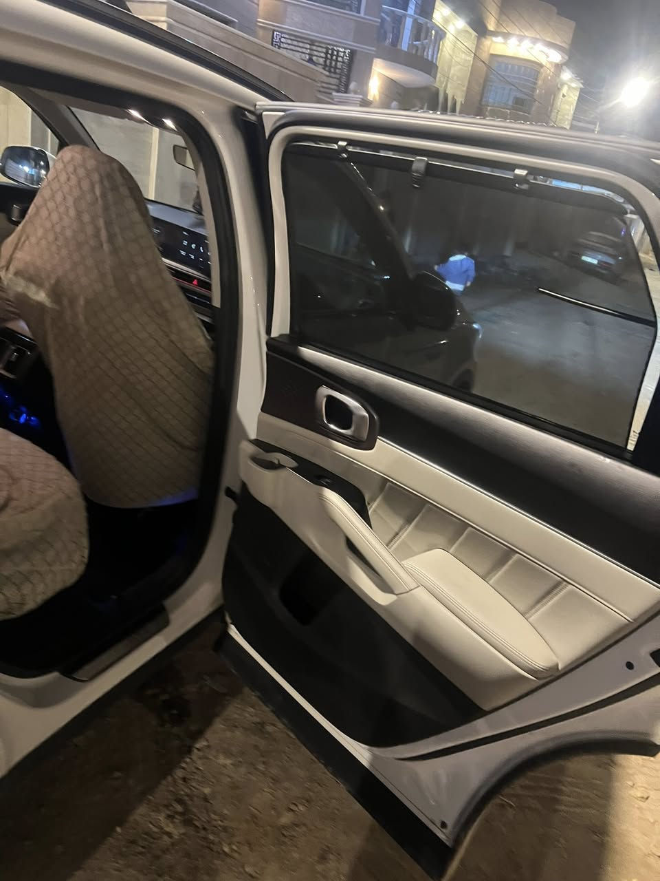 سلام عليكم للبيع سورنتو مديل 2024
خليجي رقم اربيل سياره كفاله عدى 
لايت الايمن والايرباك الدشبول 
سياره فول مواصفات عدى البنراما 
السعر 265 
الرقم الهاتف ‭٠٧٧٠ ٦٦٢ ٩٠٣١‬
المكان البصره
الويل 20 
ايدشوب سياره فول عدى البنراما
