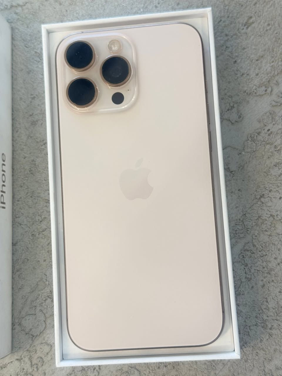 iphone  16 pro max  الجهازه بعده بل ضمان مال ماستر 4اشهر

ذاكره 256 
•بطاريه 97 

•جهاز بحالة الوكالة جديد يلمع مستخدم قليل
 
•جهاز ليره نضافه100%100

•ويا كاروتونه الاصليه وبي ضمان ماستر

•مداخل صيانه وبحالة الوكالة بعده

السعر 1,500,000
مليون ونص

العنوان 📍بغداد 

التواصل 📞 ***********
