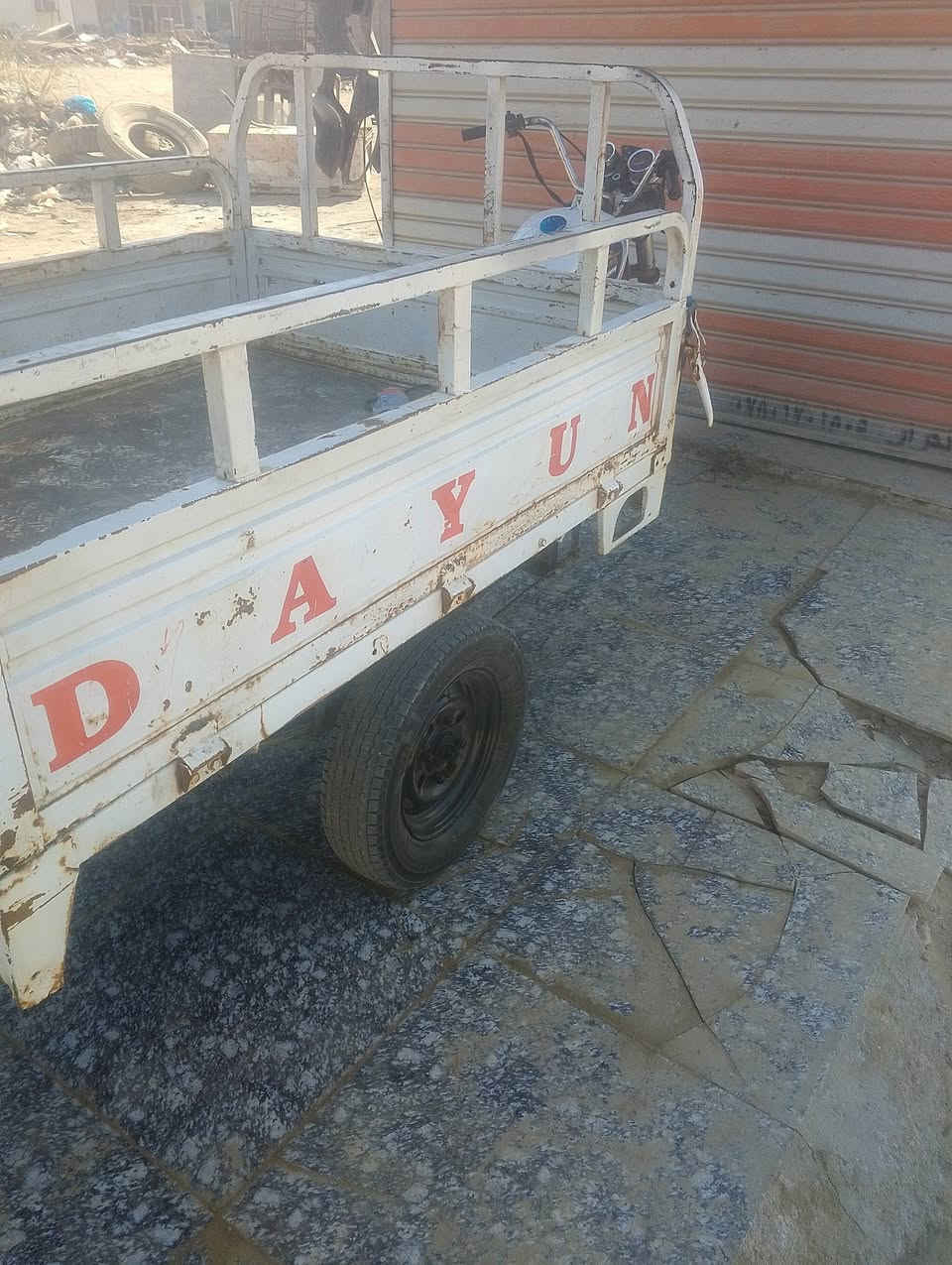 ستوته كلك كلك لبيع كهربائيات شغاله مكينه نضيفه شاصي نضيف بدي نضيف مابي خياسات موديل 15ستوته السعر 850ويبه مجال ***********مكاني سوق الشيوخ بل فضليه
