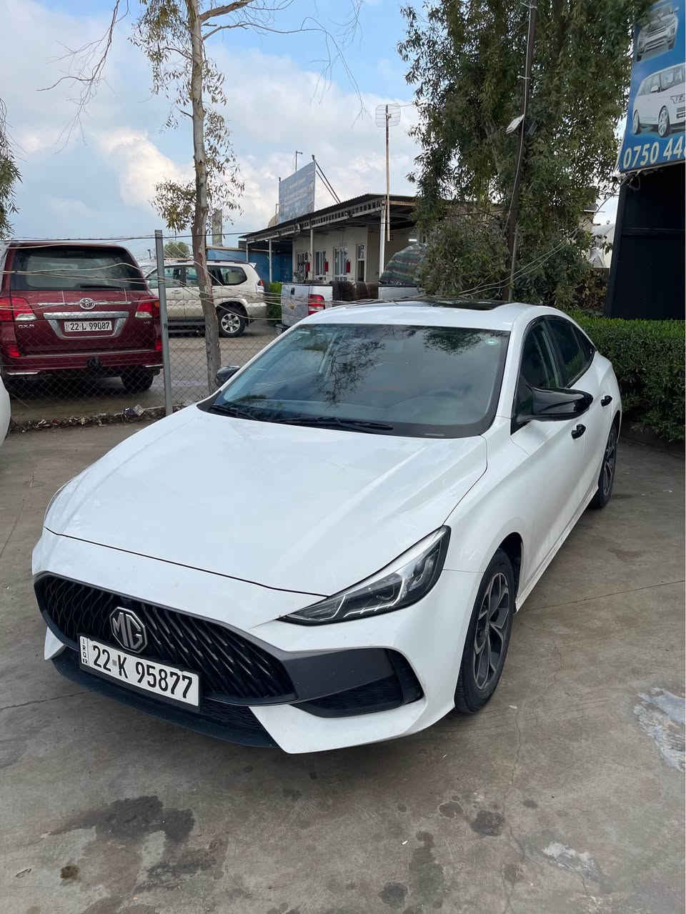 ئیمجی جیتی ٢٠٢٤ فول مواسەفات ٢ سویج بیلادی 
بەناوی خۆمە هیچ هیچی نیە تەنیا یەک شوختی بچوکی هەیە 
٦٤ هەزار رۆیشتوە سەیارەکە هیلاک نەکراوە بەلام لای خۆمان بوە تۆزیک زۆر رۆیشتوە کوشین جلدە ناو سۆرو رەشە کامل کەمەلیاتی ناو دەری بۆ کراوە 
ناوی کامل کراوە دەدکاری کراوە
سعری ١١٢ مجال 
لە هەولیرم أربيل, العراق


**إذا كنت صاحب هذا الإعلان وتريد حذفه لأي سبب، رجاءا أرسل رسالة إلى الدعم الفني**