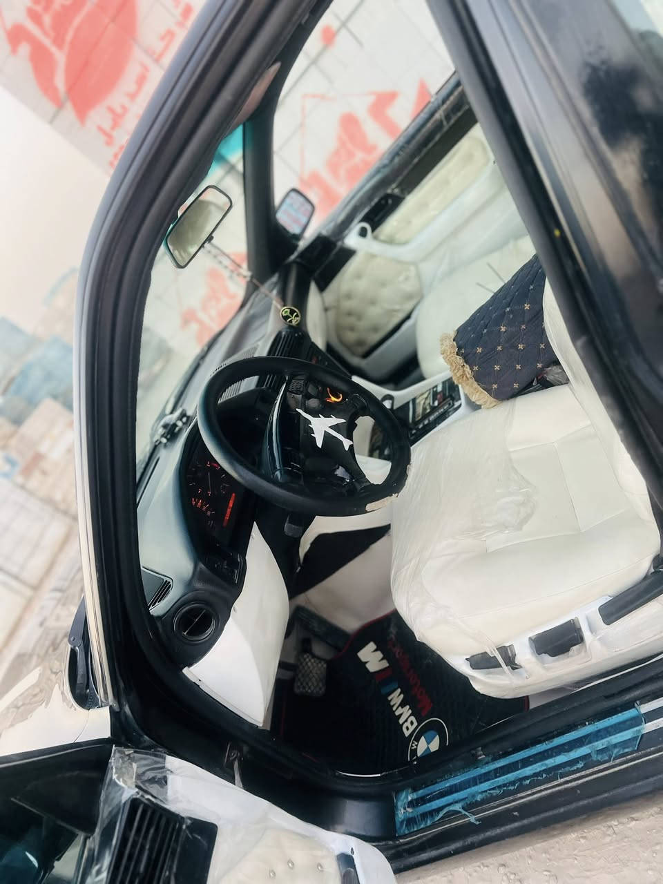 السلام عليكم بي ام لبيع موديل 92 سياره أي نقص ما بيه مكينه لا تبخير ولا تنقيص وكير خير من الله تبريد ثلج العنوان بابل الرقم ***********
