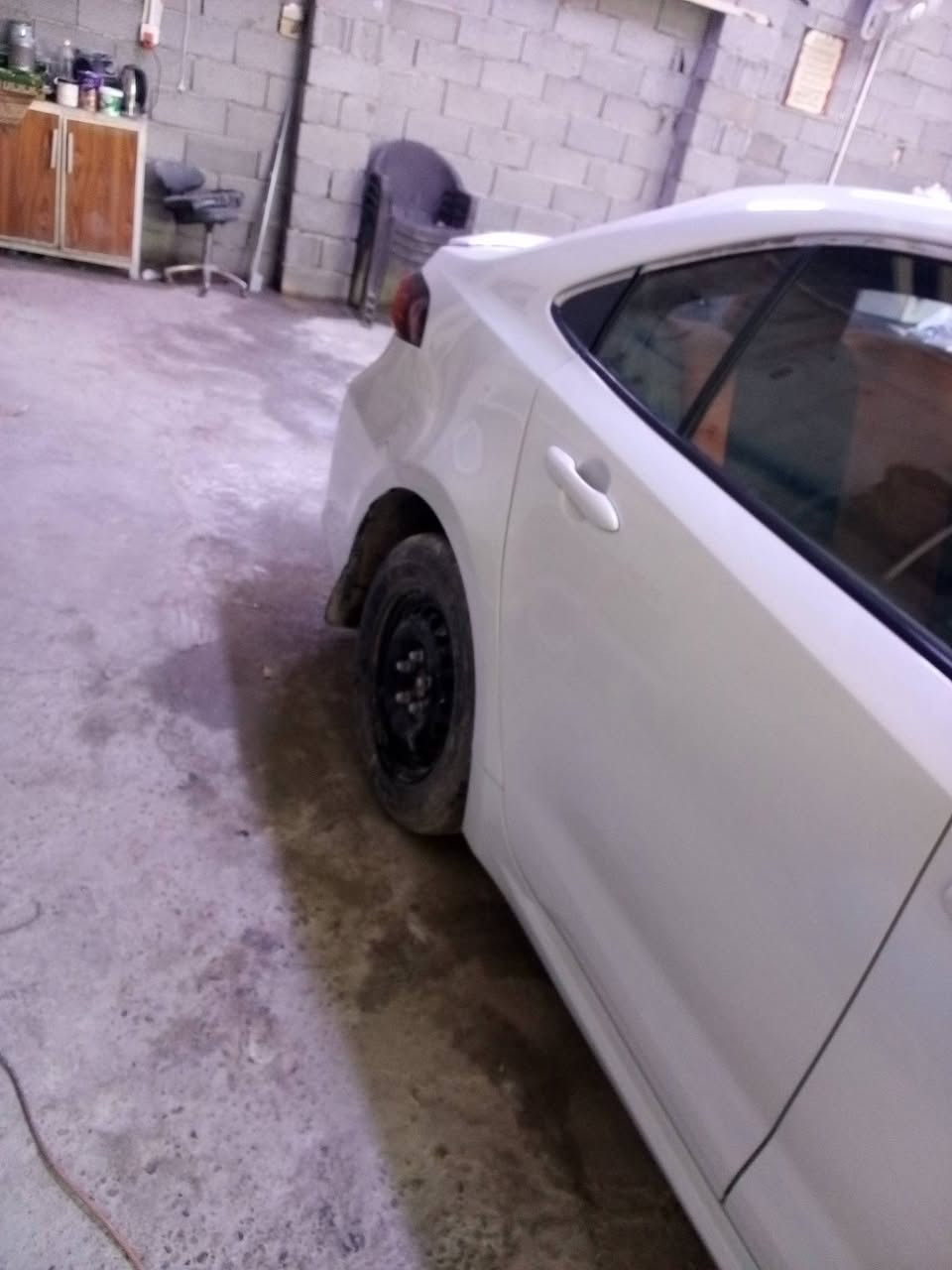 تعديل الجاملغ الخلفي والامامي الأيمن سياره كورلا قبل وبعد الإنتهاء منها 
سمكره وفابير كلاس سيارات حديثه باادراه حيدر السمكري بغداد هاتف ***********
