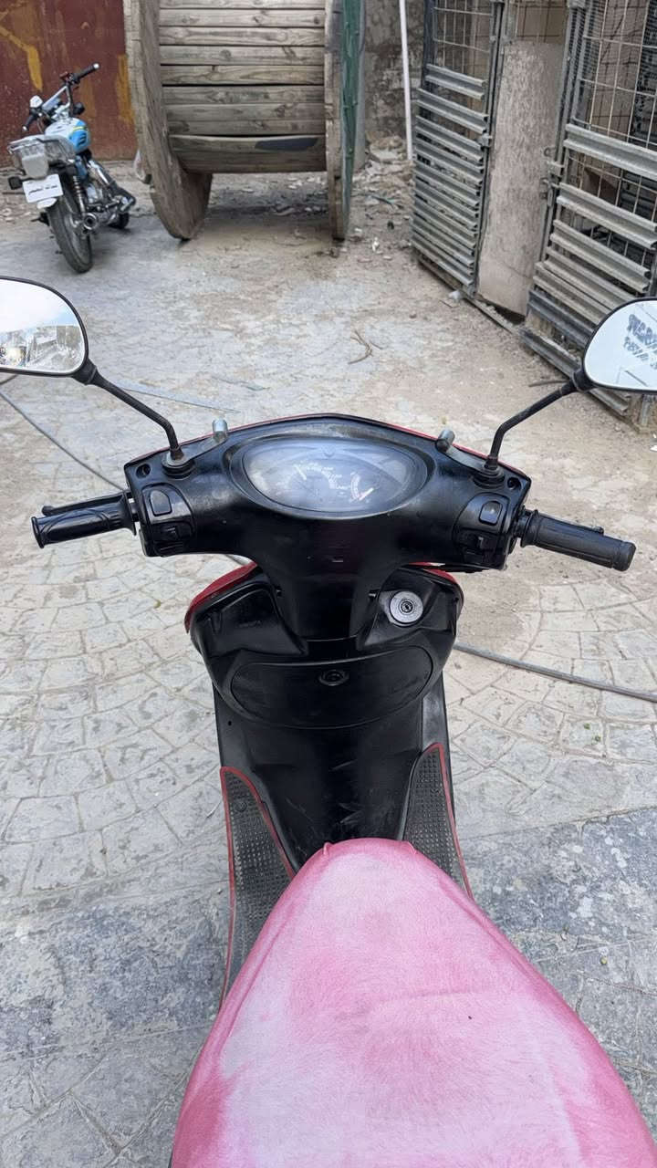ماكس عدلة كل نقص مابيهه ب450 وبيهه مجال بسيط 

‭0772 439 8445‬

