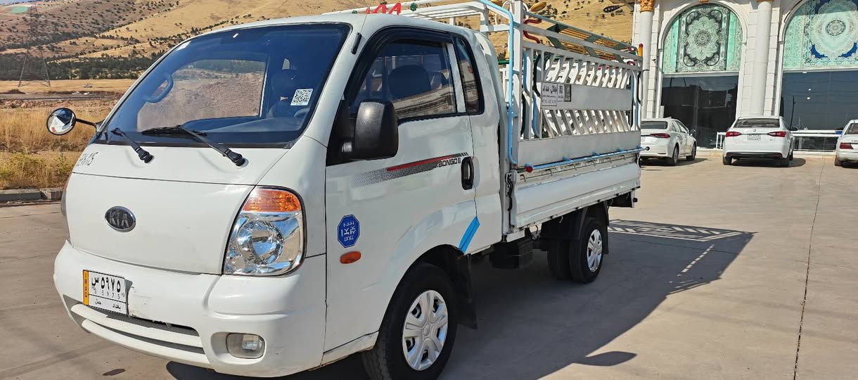 سەرەتا بەناوی خوا 
کیا بیلاد 2010
3000سوپەر مەکینە ڕەش
کۆدێ بو کراوە بار کۆدی بەسراوە
مەکینەی ئەبو شفرە
کارەبای بەسراوە 
برێکی بەسراوە
ئێستو پی دوای بەسراوە
ناو بۆدی بەسراوە 
چەمچەی جەلال حەداد
6تایە ی لۆک تایەی دوای کراوە بە13
***********
***********
