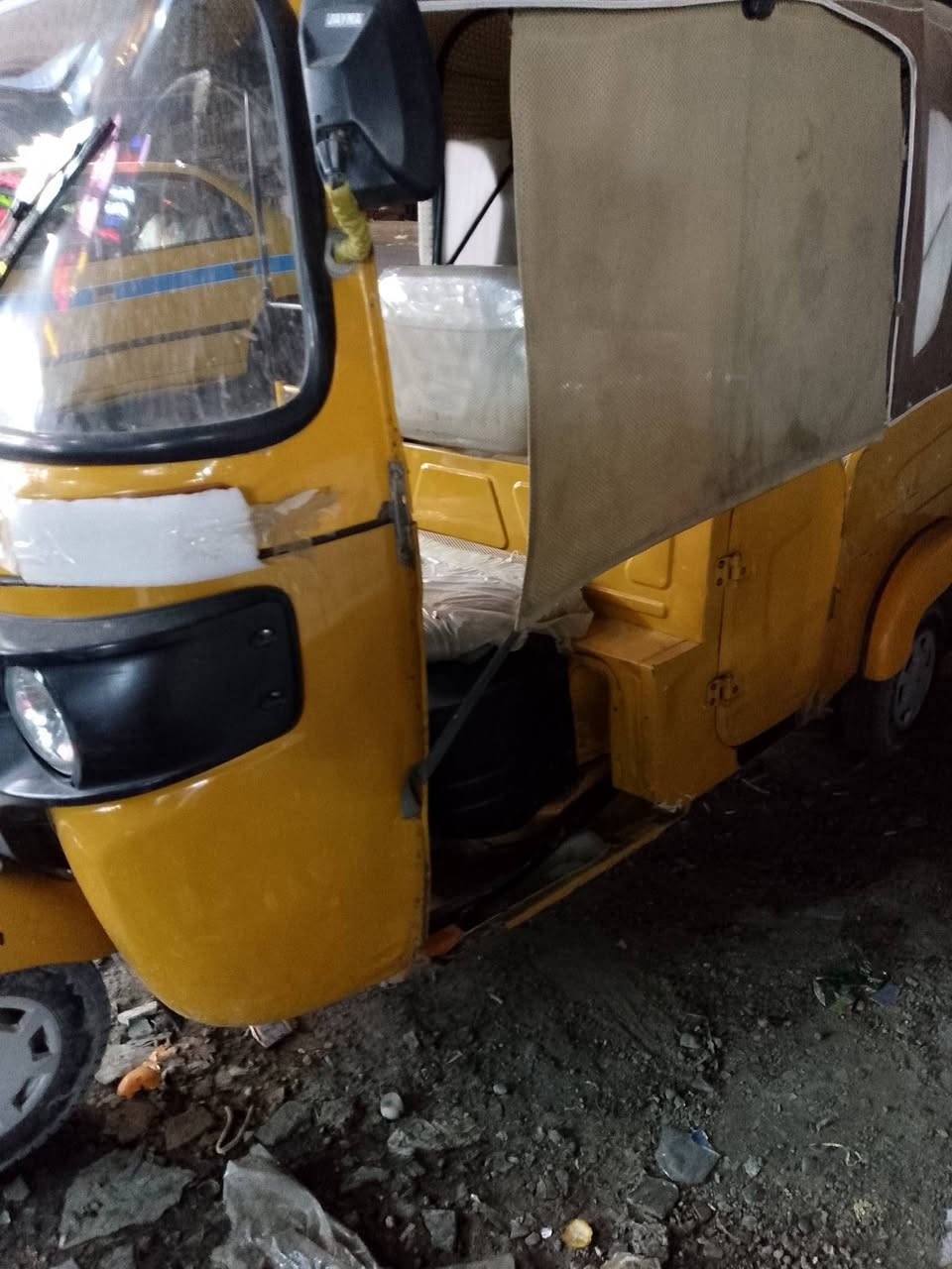 السلام عليكم تكتك مديل 21 نقص قرص مكينة مكفولة كشر بيها طخات خفيفة مابيها لاضربة ولاصبغ نقص قرص للبيع مدينة الصدر ***********
