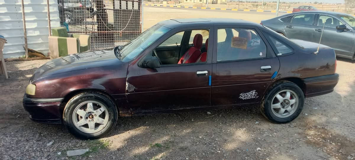 سلام عليكم
للبيع: اوبل فكترا السعر 25وبيها مجال 

موديل ١٩٩١

رقم الانبار انكليزي سنويه لل٢٠٢٧

محرك ٢٠٠٠ 
المكان: الانبار الفلوجه 
للتواصل:   ***********
