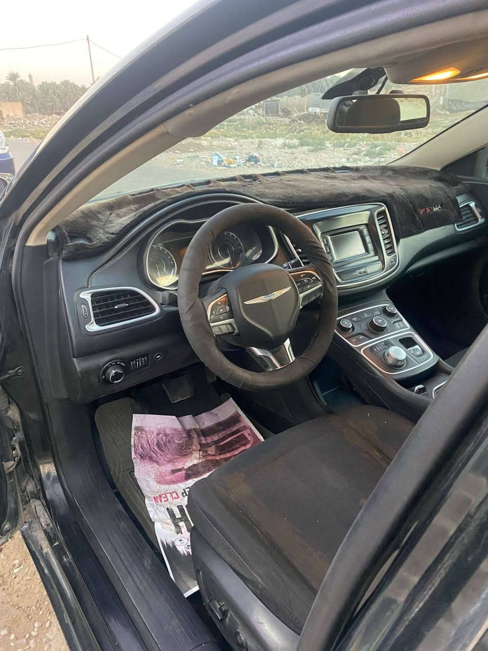 2016
حادث امريكا جاملغ يمنه وبنيد مبدل واربع اصابع قماره على البارد
تخم تاير جديد حداديه نص عمر 
غرفه بلادي نضافه ١٠٠/١٠٠ كير جديد
السعر 90 /// ***********
