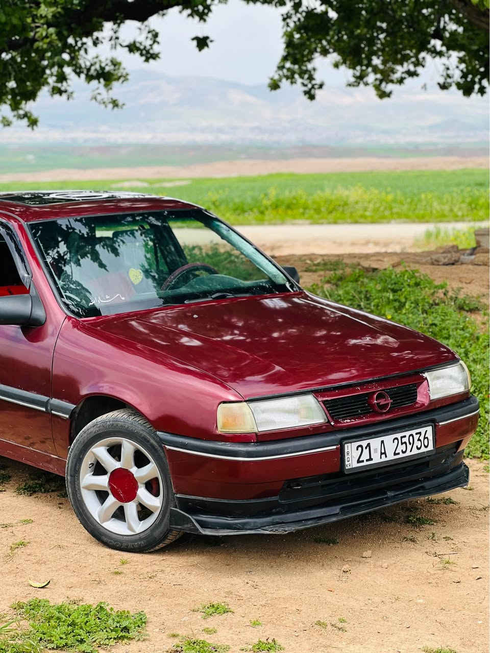 بەناوی خوای گەورە و میهرەبان 
ئۆپل ڤیکترا مەکینە ٢٠ 
مۆدیل 1990
گێر عادی
سلایت و دوو جام کارەبا
گێرو مەکینە بەشەرت رەقەم سلیمانی تا ٢٠٢٨ نوێیە سەیارەکە ماڵی خۆمە و هی ماعرەز نییە تابڵێ سپۆرت و جوانە لەرووبەروو جوانترە ماشاء الله چوارتایە و ویلی نوێی لەسەرە سعریشی 40 گەڵا کەمێک مەجال كويسينجاك, أربيل


**إذا كنت صاحب هذا الإعلان وتريد حذفه لأي سبب، رجاءا أرسل رسالة إلى الدعم الفني**