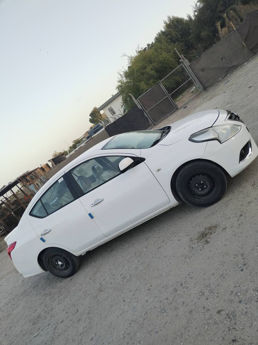 صني موديل ٢٢ السعر ٩٩ ماشية ٩٠ الف .

شاشة كامرة + ارضية جلد

رقم اربيل الماني وكالة او تحويل سنوية ما ساقطة .

كير مكينة حدادية كهربائيات تبريد تدفئة الك يوم كامل تفحص اذا لكيت اي نقص انطيك فلوسه .

شواصي حوض مكفولات .

بيها جاملغ ايسر مفتوح ومصبوغ بدون دواخل + باب سايق فقط صبغ + جزء بسيط من الدوسة صبغ وفوكاها صبغ قليل وكرت بداية الجاملغ الخلفي  .

تفاصيل اكثر على هذا الرقم ***********
المكان نجف حي الانصار . النجف, العراق
