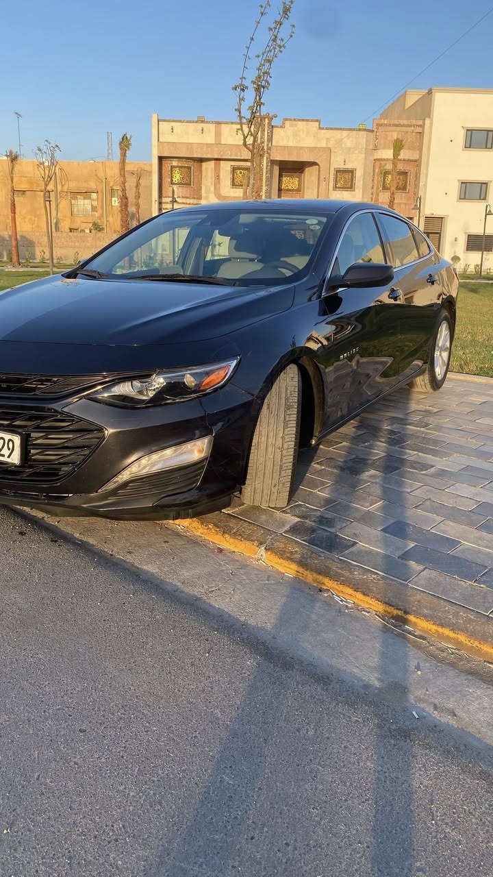 ماليبو مديل 22 للبيع لون كحلي بيه قطعتين عل بارد فقط سعر 133 وبي مجال  باقي تفاصيل عل رقمي ***********
