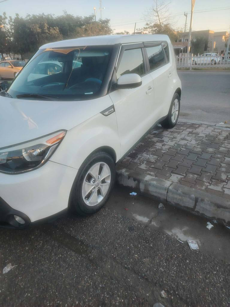 السلام عليكم كيا صول للبيع موديل 2016 رقم دولي سليمانية سنوية لحد 2029 شرط التحويل والغرامات گير محرك شرط تخم تاير جديد + جام كهربائي + تحكمات ستيرن ضرر موضح بل صور سعر 97 ورقه عنوان كركوك للاتصال
***********
ملاحظة مكلف بل نشر تحياتي للجميع كركوك, العراق
