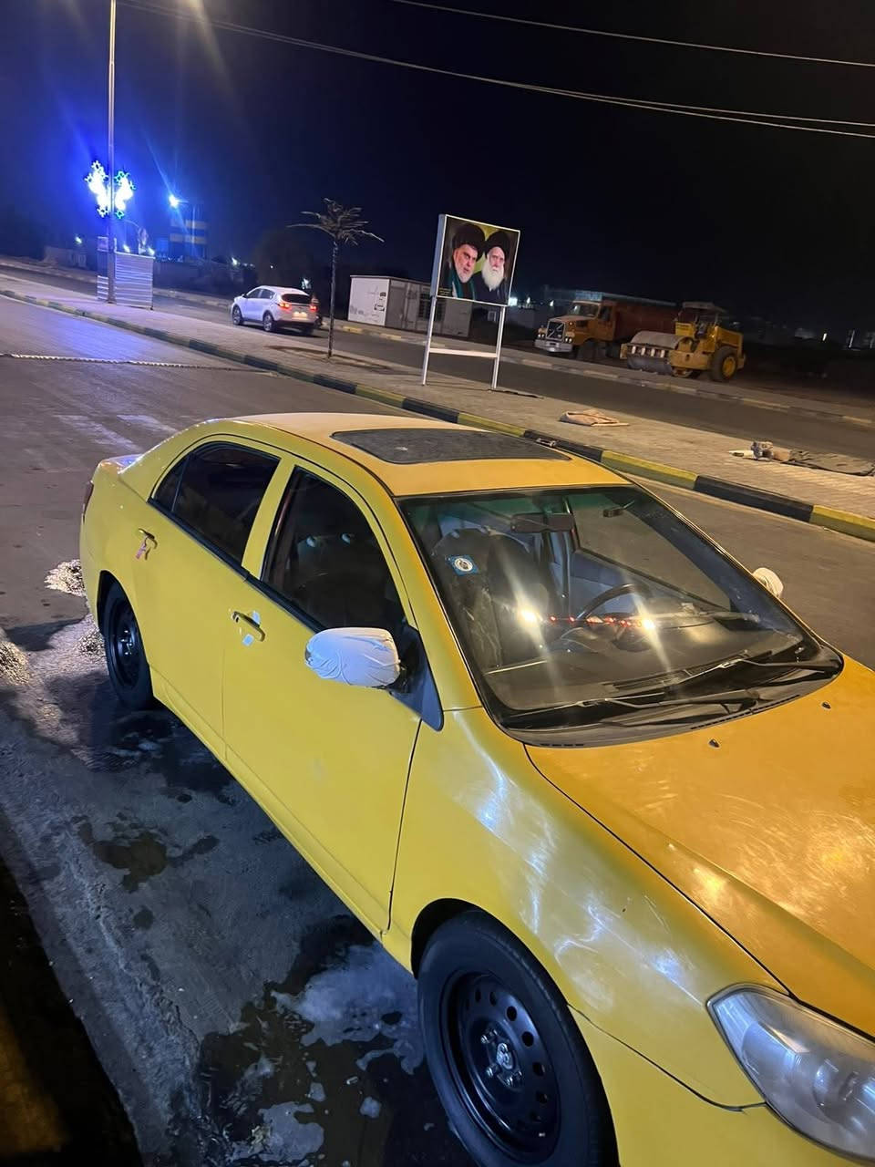 سلام عليكم سياره البيع سياره خير من الله مكينه وكير جدد  
تبريد ثلج سياره مرشوشه حزام جماليه بسمي بغداد  سعر خابر ***********وخادم

