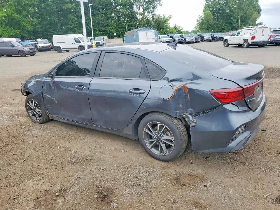 AM BREAKING OUT PARTS FOR THIS SALVAGE 2022 Kia Forte Lxs JUST INCASE ANYONE IS LOOKING FOR PARTS


**إذا كنت صاحب هذا الإعلان وتريد حذفه لأي سبب، رجاءا أرسل رسالة إلى الدعم الفني**