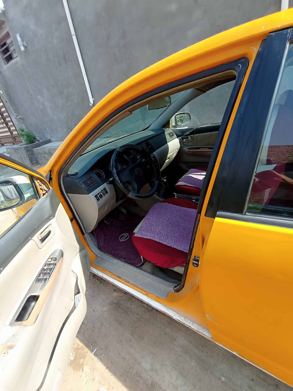 سلام عليكم جيلي موبل مديل 13 كير عادي تكسي بسمي مصفره هيئ وغرامات رقم ديالى انكليزي مكينه صار يومين مجفته حداديه كامله مشط جديد السعر 38وبيه مجال بسيط مكانه حله ابو غرق (شرط تحويل) رقم الهاتف *********** حلة, بابل
