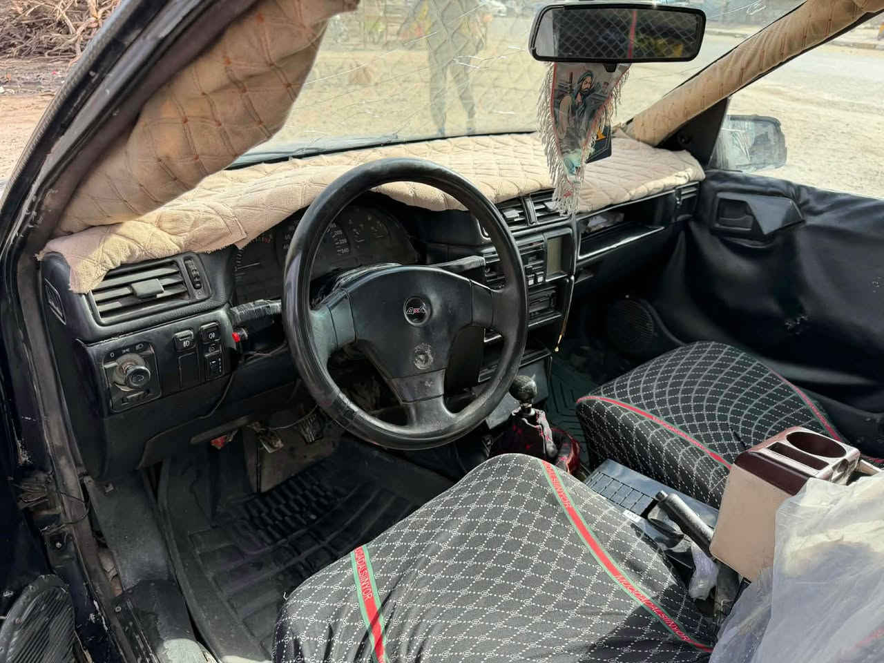 موديل ٩٢جاهزه حداديه وكير ومكينتها زينه عوزها صبغه سياره بدون ضربه قويه باسمي السعر ١٥ورقه
*********** النجف, العراق
