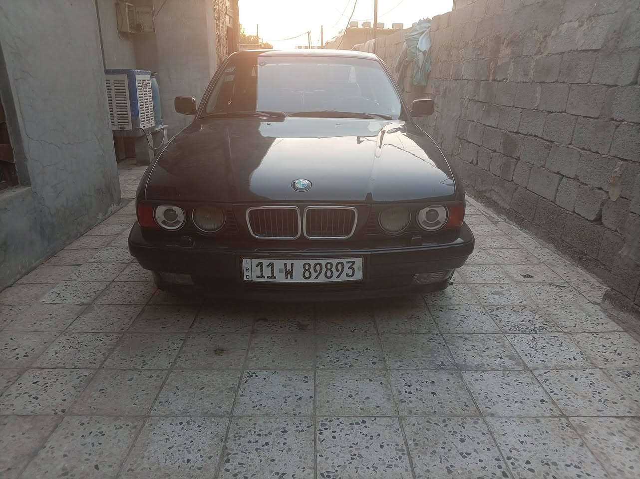 سلام عليكم عندي بي ام 525 مكينه مفتوح كير عادي موديل 89 رقم بغداد بسمي حداديه جديده تبريد شغال السياره كامله صبغ جماليه فقط مكان السياره بغداد. رقم الهاتف *********** السعر 55 قفل
