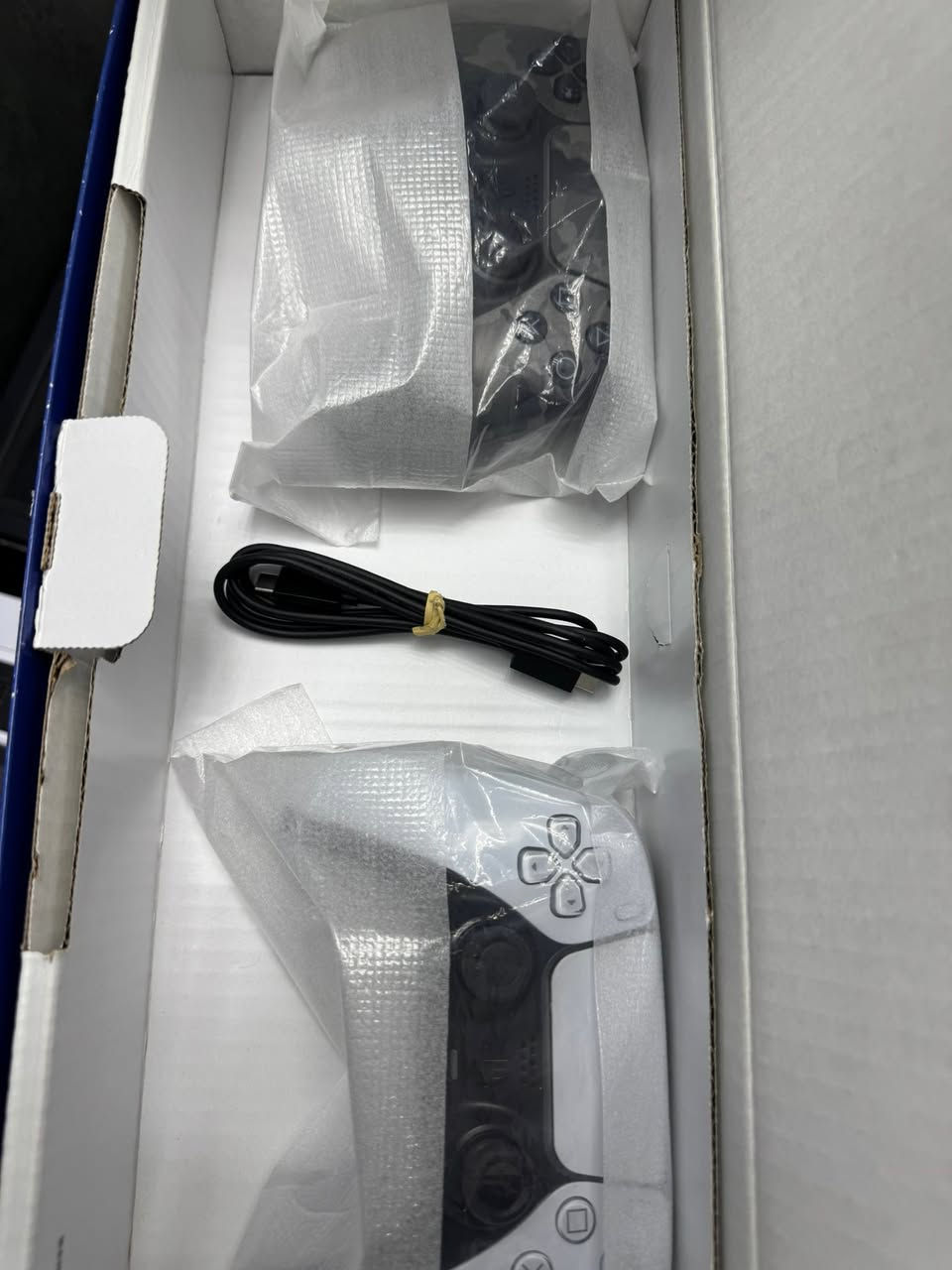 Ps5 ba 2 daskawa lagal 5-6 gamay tedaya red dead gta crash s3rake bllen piroztan bet Slim a Disc zor zor zor kam eshe krdua hamw shteke mawa


**إذا كنت صاحب هذا الإعلان وتريد حذفه لأي سبب، رجاءا أرسل رسالة إلى الدعم الفني**